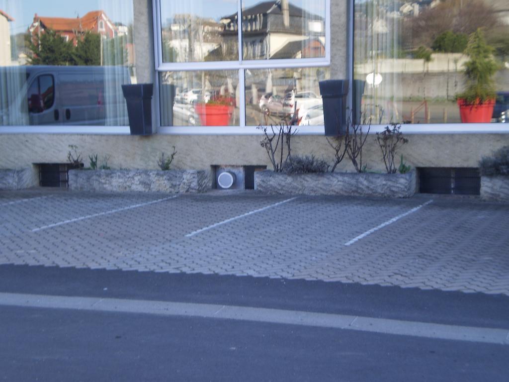 hotel l Ander Saint-Flour  Eksteriør billede