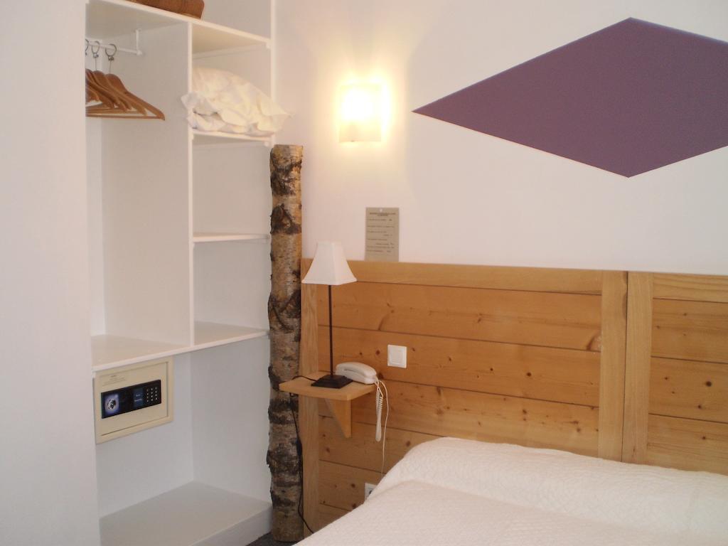 hotel l Ander Saint-Flour  Værelse billede