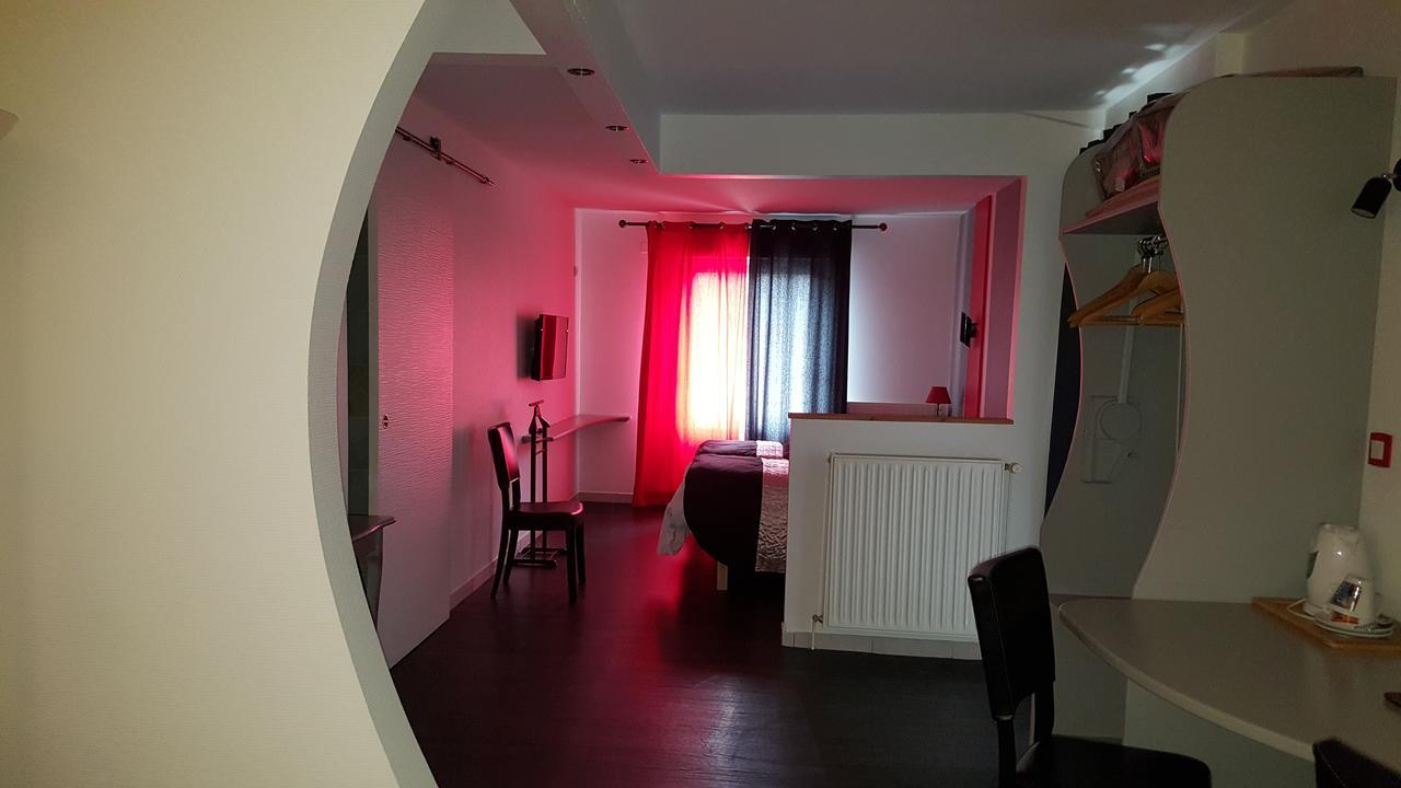 hotel l Ander Saint-Flour  Eksteriør billede