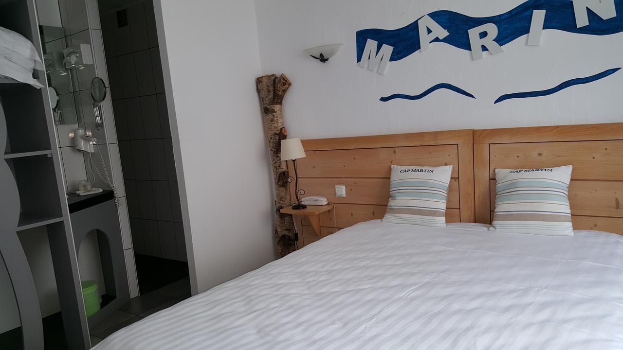 hotel l Ander Saint-Flour  Eksteriør billede