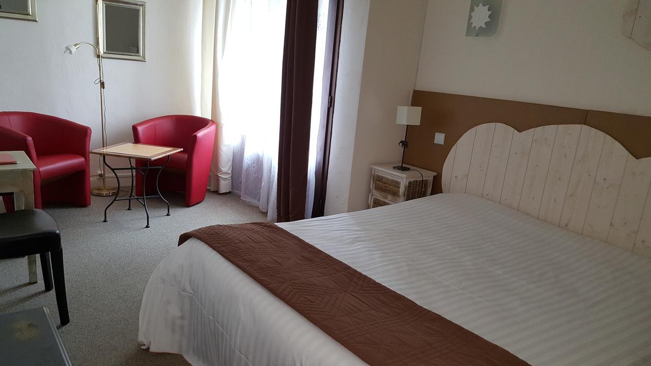 hotel l Ander Saint-Flour  Eksteriør billede